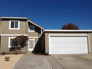 729 Alvarado Dr, Salinas, CA 93907