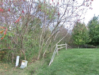 4?? Oliver Dr, Forward Township - Eal, PA 15037