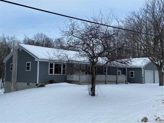 1607 County Route 41, Pulaski, NY 13142