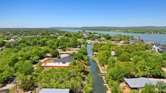 125 Channel Dr, Sunrise Beach, TX 78643