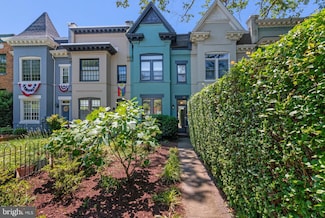 1315 S Carolina Ave SE, Washington, DC 20003