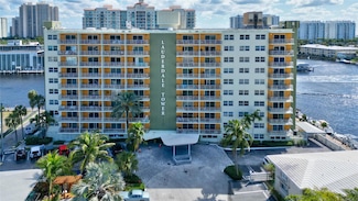 2900 NE 30th St Unit 3B, Fort Lauderdale, FL 33306