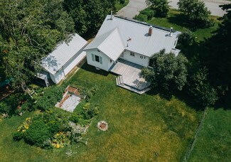 16 Noyes Dr, Orono, ME 04473