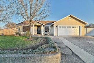 1188 Wedgewood Dr, Central Point, OR 97502