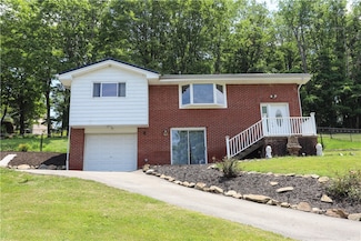 5705 Grant St, Export, PA 15632