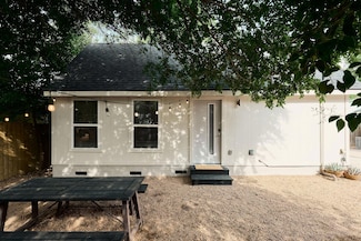 3703 Thompson St Unit 2, Austin, TX 78702