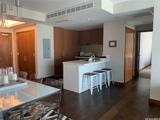 1555 Kapiolani Blvd Unit 1315, Honolulu, HI 96814