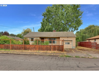 1928 Arthur St, Eugene, OR 97405