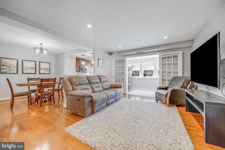 4079 S Four Mile Run Dr Unit 103, Arlington, VA 22204