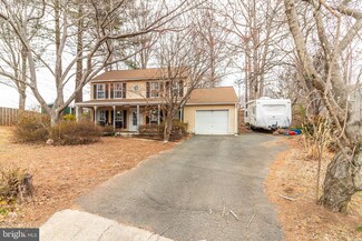 14359 Shaw Ct, Woodbridge, VA 22193