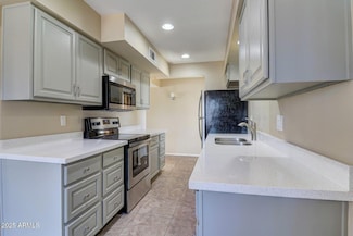 1958 W Meadow Dr, Phoenix, AZ 85023