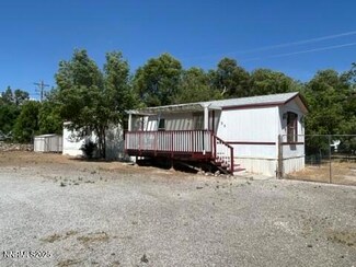 135 E Gepford Pkwy, Sun Valley, NV 89433