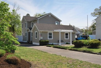 923 Curtis Ave, Wall Township, NJ 07719