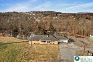 3717 Station Ave, Center Valley, PA 18034