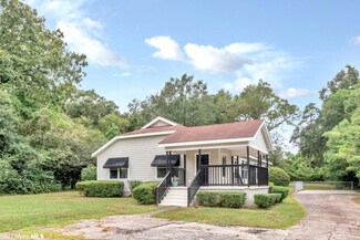 308 Dogwood Dr, Mobile, AL 36609
