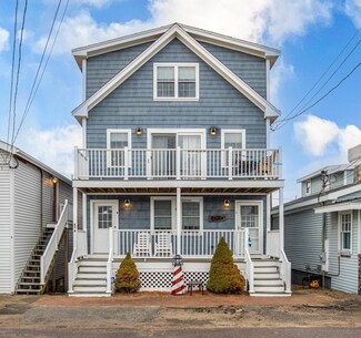 84 Railroad Ave Unit 2, Salisbury, MA 01952
