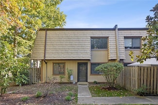 1692 Monterry Place, Newport News, VA 23608