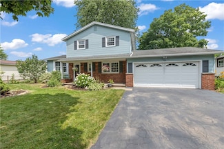 99 Dorian Ln, Rochester, NY 14626