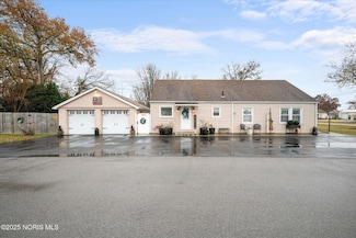 1642 Woodville Rd, Millbury, OH 43447