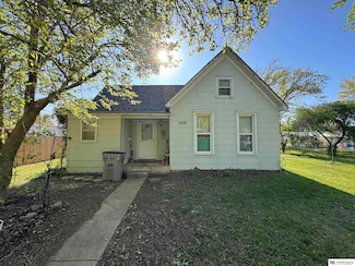 1009 Franklin Ave, Dorchester, NE 68343