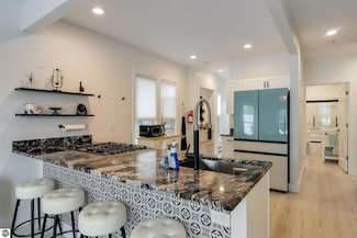609 Frankfort Ave, Elberta, MI 49628