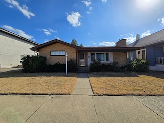 705 Decatur St, Michigan City, IN 46360