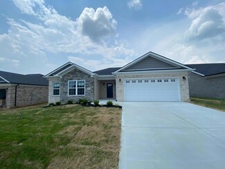 657 Fourwinds Dr, Richmond, KY 40475