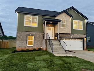 167 Anderson Dr, Clarksville, TN 37040