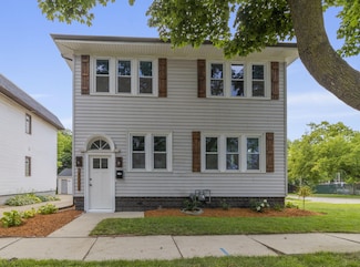 3005 S Hanson Ave, Milwaukee, WI 53207