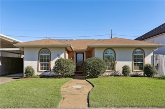 3605 Charles Dr, Chalmette, LA 70043