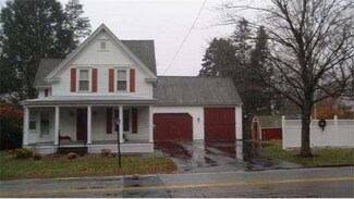 13 Mendon St, Upton, MA 01568