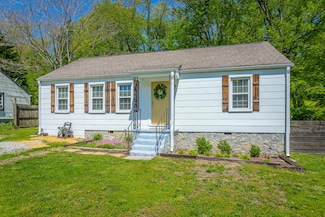3447 Van Buren St, Chattanooga, TN 37415