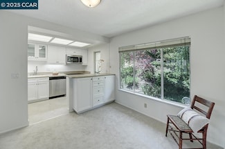 1401 Ptarmigan Dr Unit 2, Walnut Creek, CA 94595