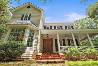 200 Fernwood Dr, Pearl, MS 39208