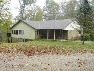 3612 Close Rd, Spencer, IN 47460