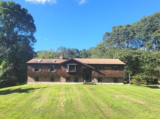 34 Hyde Park Rd, North Franklin, CT 06254