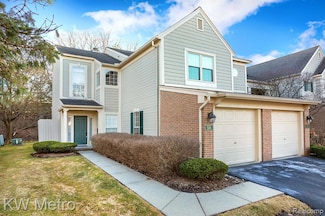 516 Newburne Pointe Unit 52, Bloomfield Hills, MI 48304