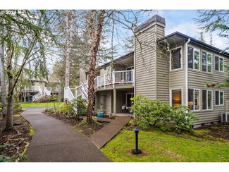 5059 Foothills Dr Unit B, Lake Oswego, OR 97034