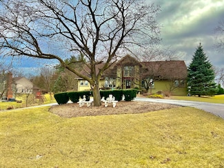 38W715 Bonnie Ct, Saint Charles, IL 60175