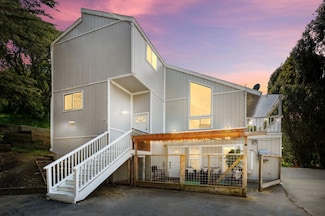 19180 Mallory Canyon Rd, Salinas, CA 93907