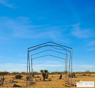 971 Center Ave, Joshua Tree, CA 92252