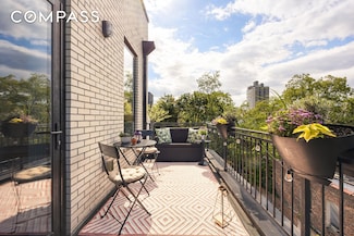 557 Lafayette Ave Unit 4, Brooklyn, NY 11205