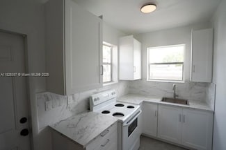 2717 NW 22nd Ct, Miami, FL 33142