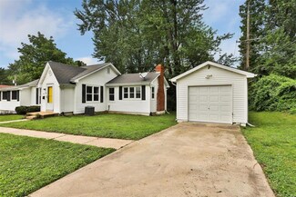 6641 Sassenrath Ln, Saint Louis, MO 63134