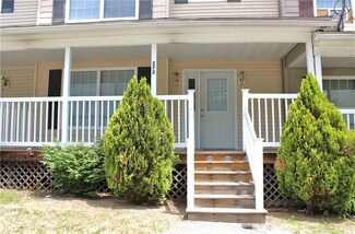 272 Blake St Unit 9, Lewiston, ME 04240