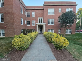 12 Commonwealth Ave Unit 12B, Alexandria, VA 22301