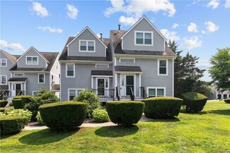 604 Fairway Dr, Middletown, RI 02842