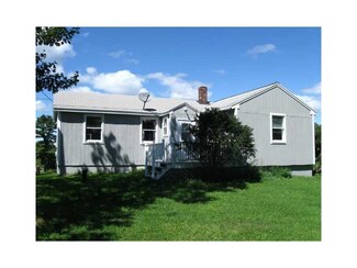 38 Mountain Rd, Wiscasset, ME 04578