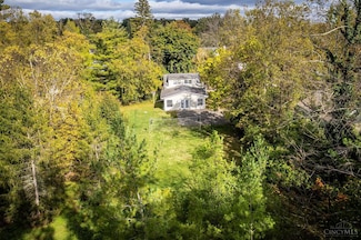 214 Rugby Ave, Terrace Park, OH 45174