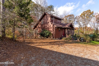 813 S New Era Rd, Sevierville, TN 37862